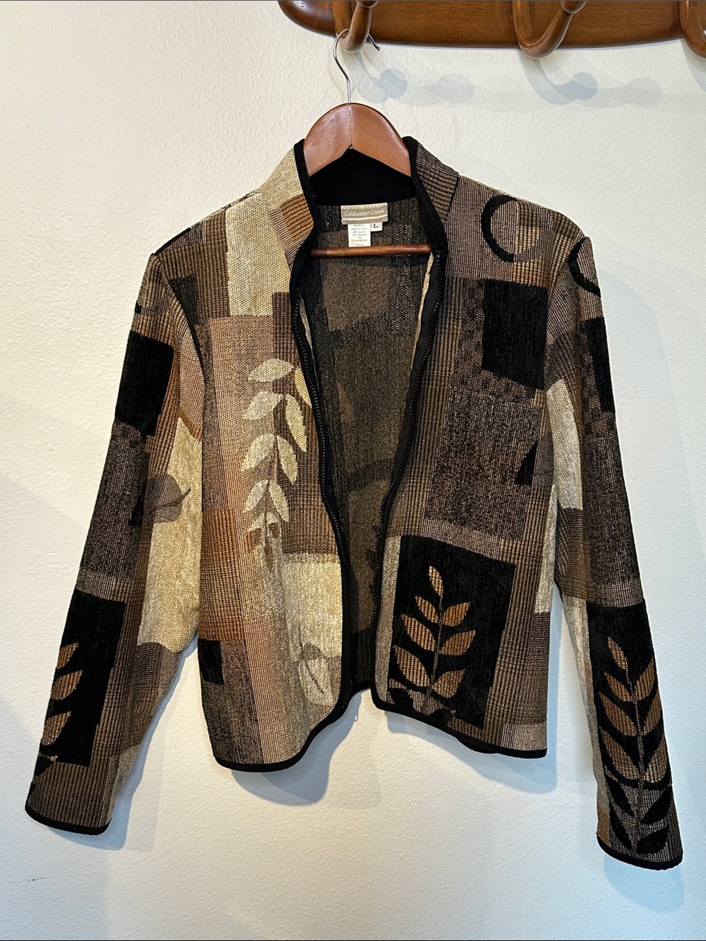 Coldwater Creek tapestry jacket features a patchwork design neutral colors L